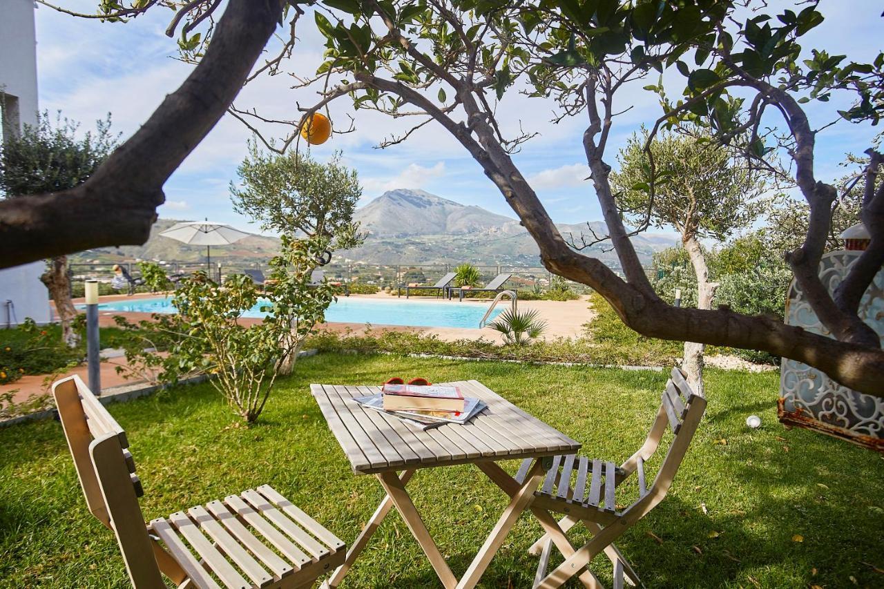 Villa Luxury Con Piscina Privata Vista Mare - Castellammare Del Golfo Bagian luar foto